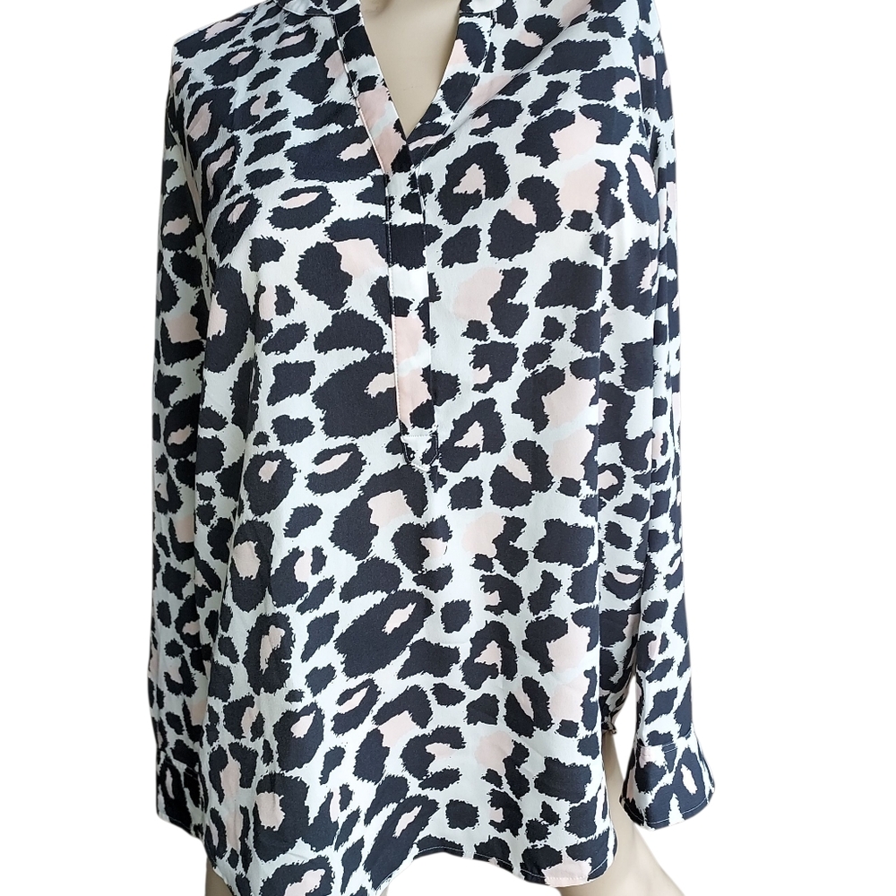 Talbots Women Ivory Long Sleeve Blouse Size L PINK AND black Animal Print Button - Picture 2 of 15